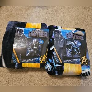 2 Marvel Black Panther Black Paws Silky Soft Throw 40" x 50" / 102 cm x 127 cm. 